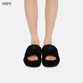 Black Balloon Velvet Wool Slippers